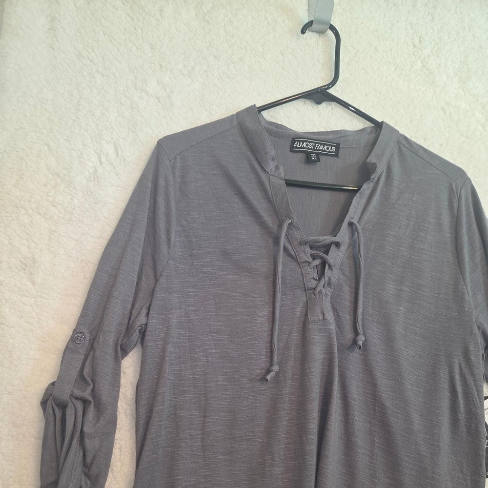 Almost Famous long gray top